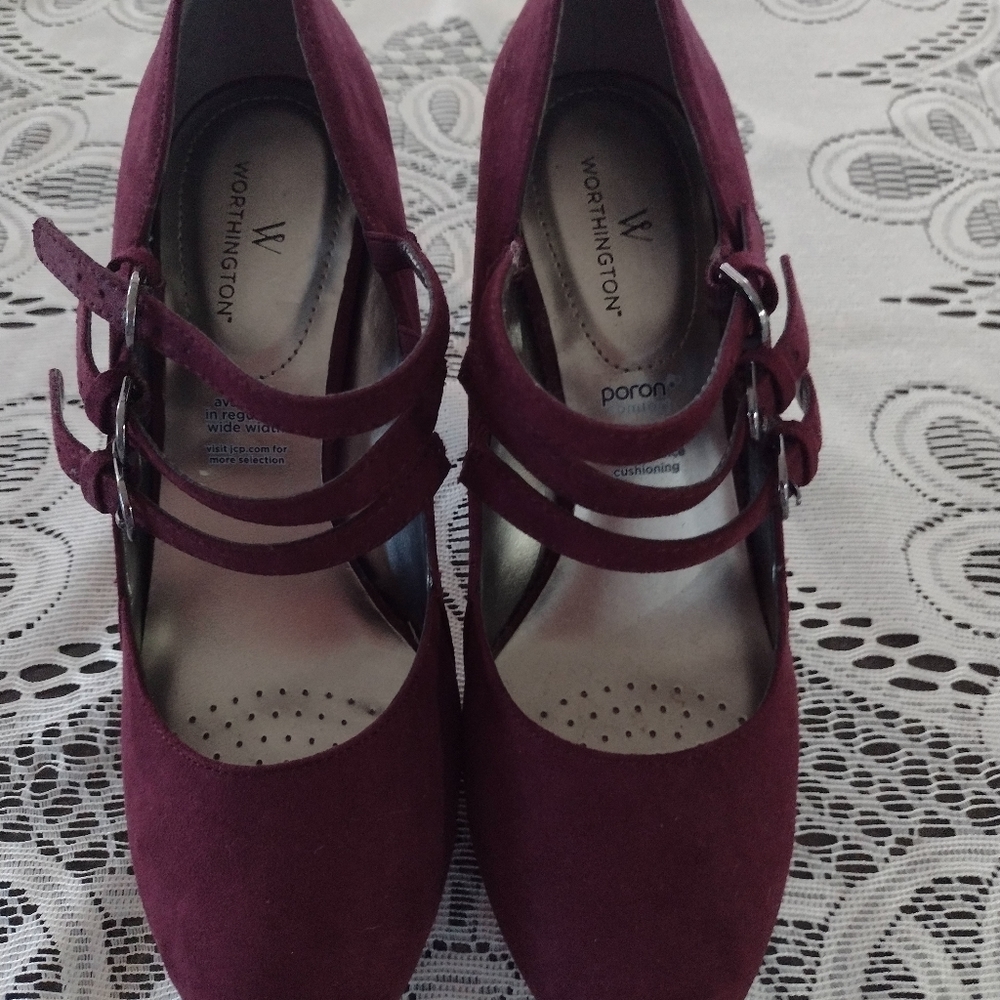 Shoes worn once